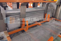 Expandable sheet metal diamond mesh